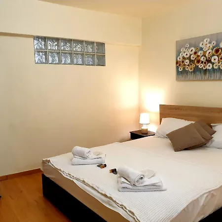 Old Town Maisonette *